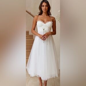 Selfie Leslie White Midi Dress